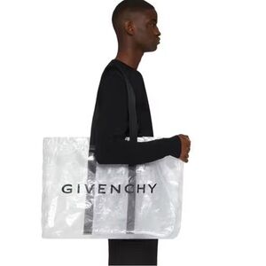 Givenchy G-shopper XL Tote